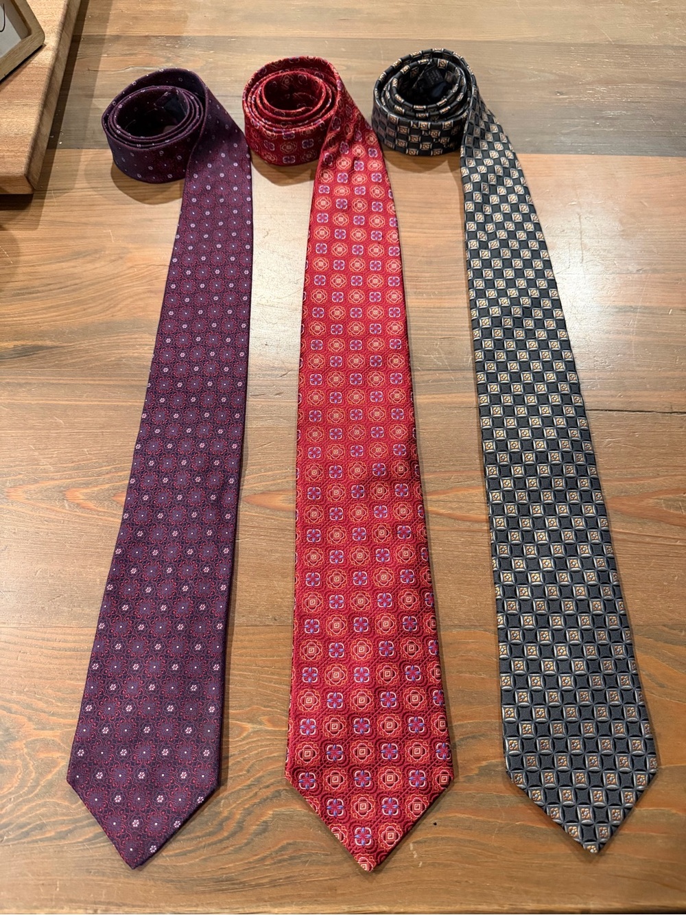 Hart Schaffner Marx Set of 3 Silk Ties Red, Wine, Charcoal Gray/Black